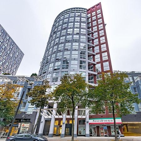 Ferienwohnung Rare Find Loft With Full Kitchen At Heart Of Downtown Vancouver Exterior foto