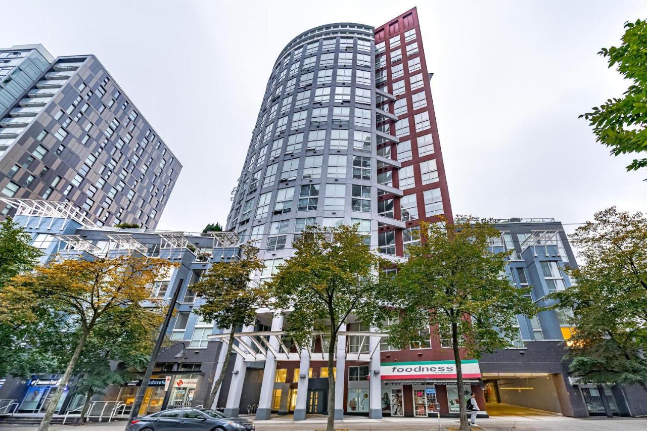 Ferienwohnung Rare Find Loft With Full Kitchen At Heart Of Downtown Vancouver Exterior foto